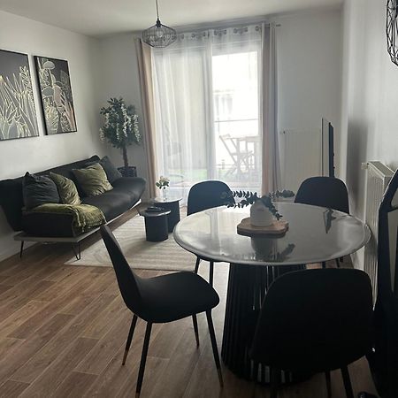 Cosy House A 6 Min Du Rer A Et Psa Apartment การ์ริแยร์-ซูส์-ปัวซี ภายนอก รูปภาพ